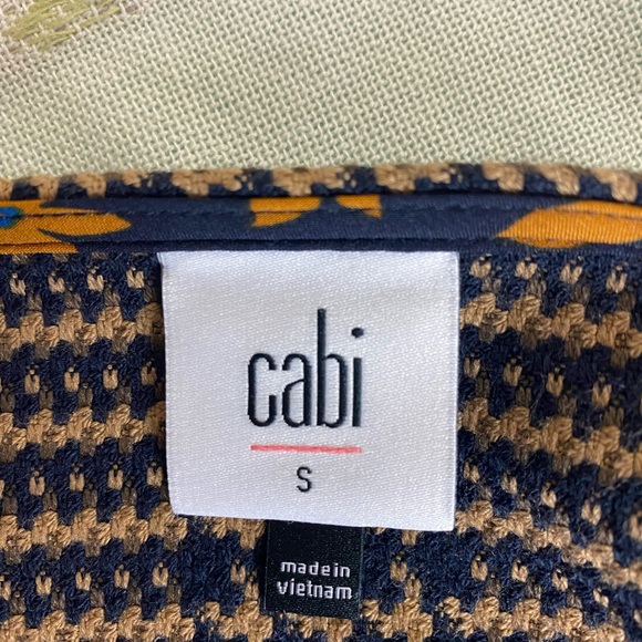 Cabi Flounce Jacket Tartan Style Plaid Long Length Brown and Black Women’s Small - Picture 4 of 6